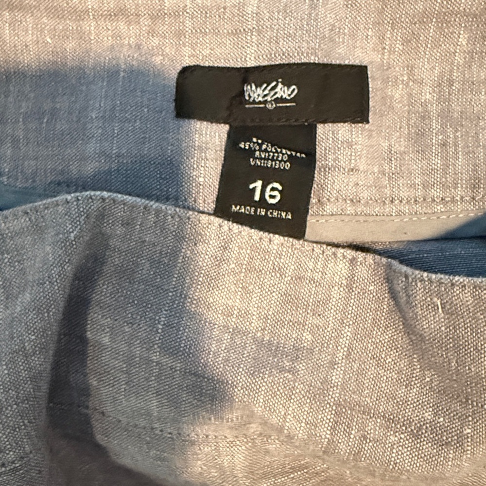 Size 16 Mossino Pants